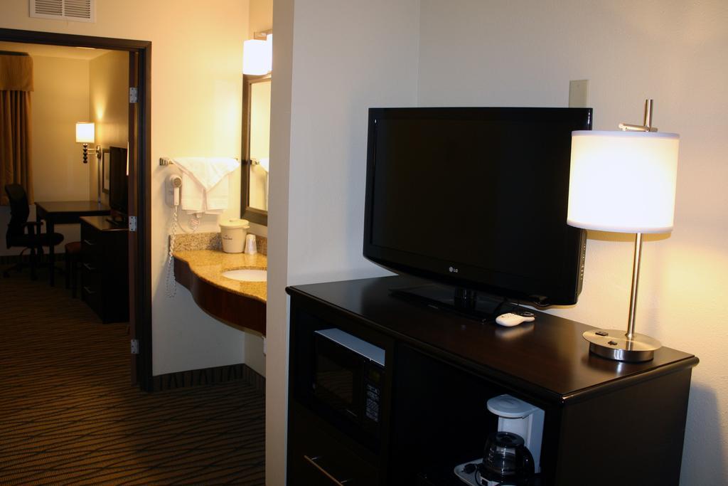 Americinn By Wyndham Rogers Pokoj fotografie