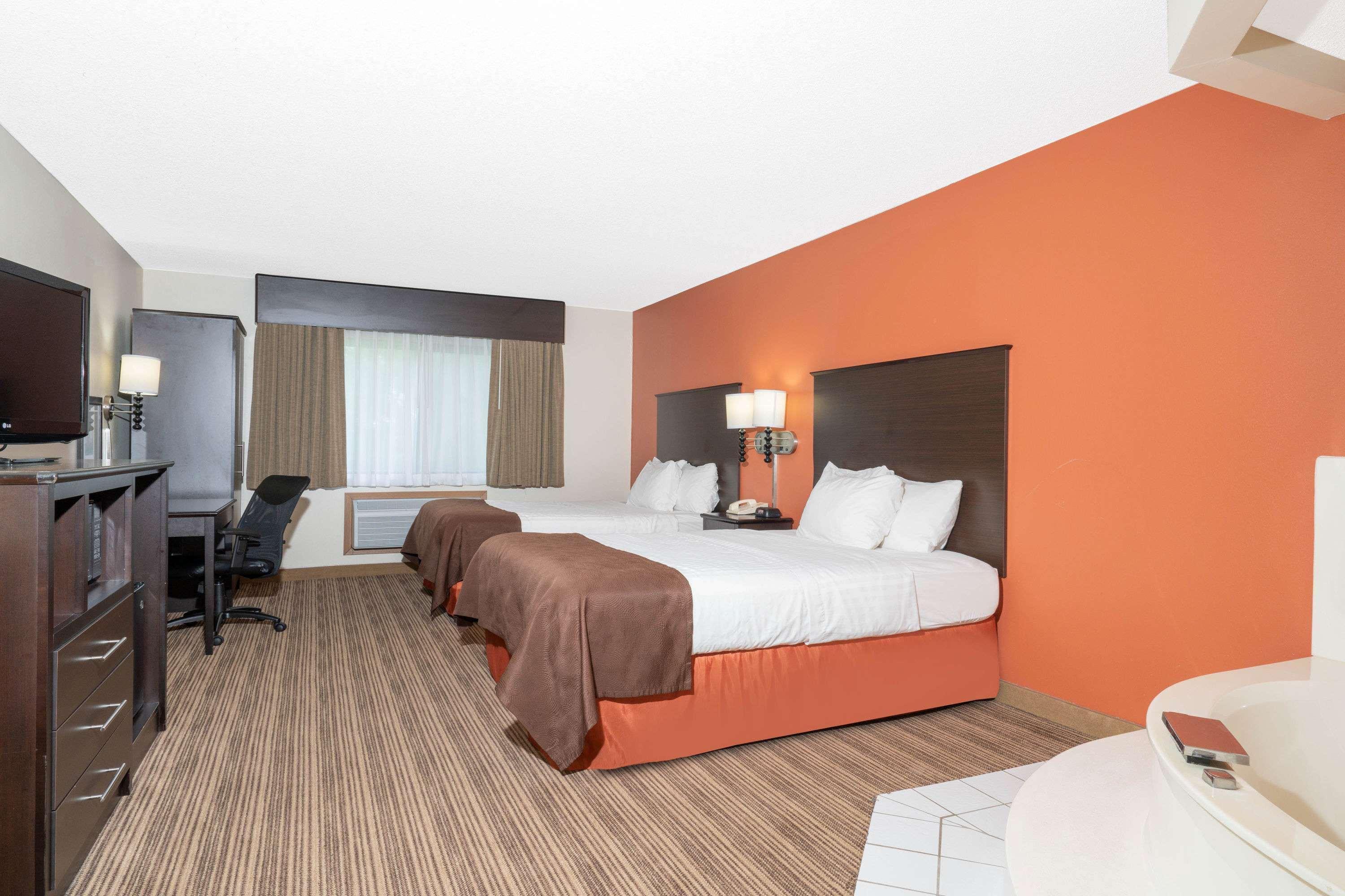 Americinn By Wyndham Rogers Exteriér fotografie