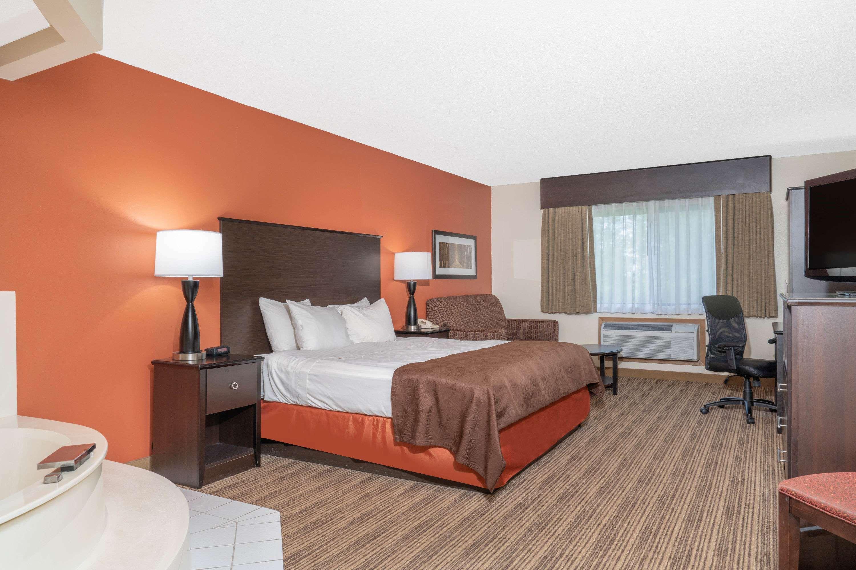 Americinn By Wyndham Rogers Exteriér fotografie