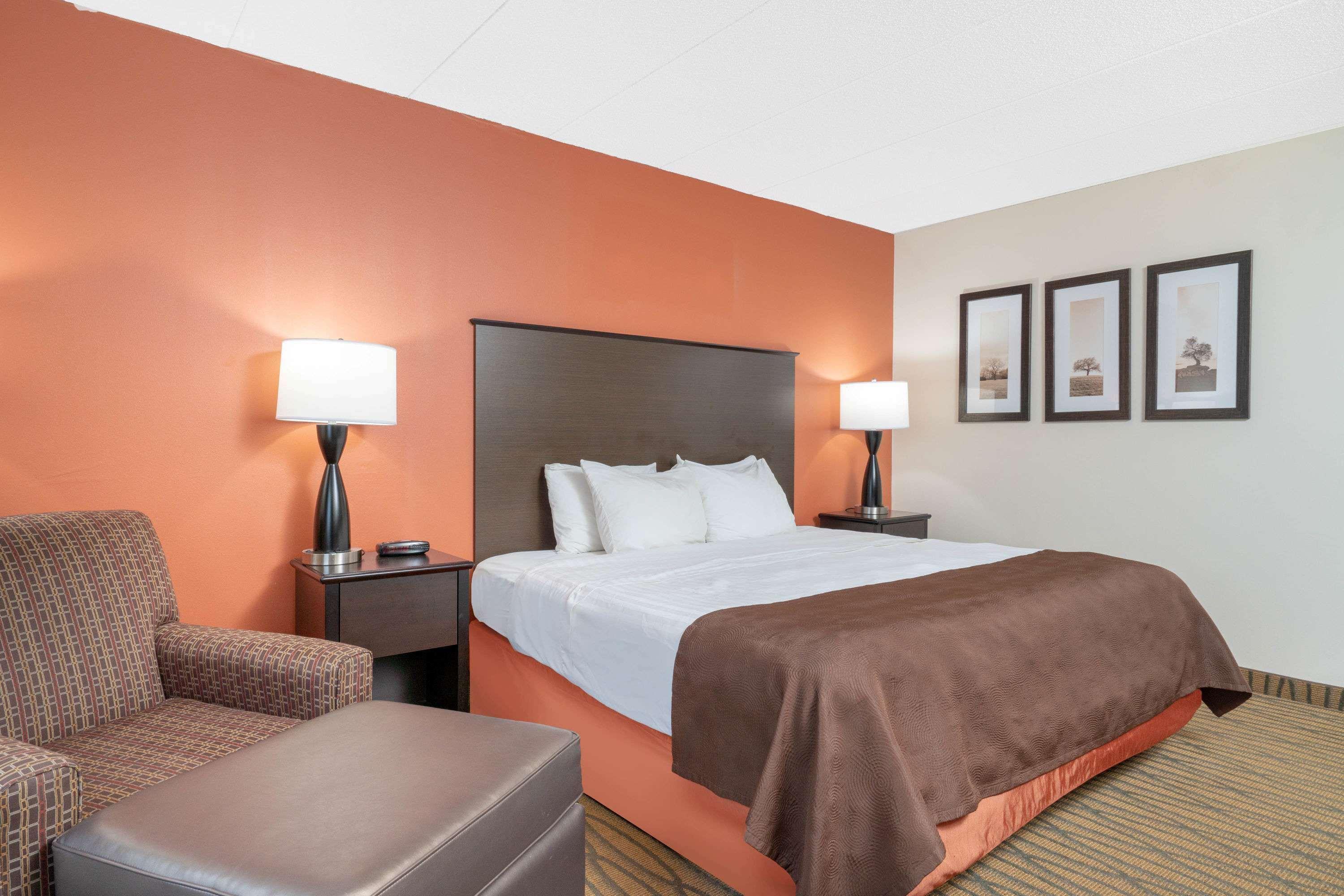 Americinn By Wyndham Rogers Exteriér fotografie